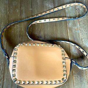 INZI studded crossbody